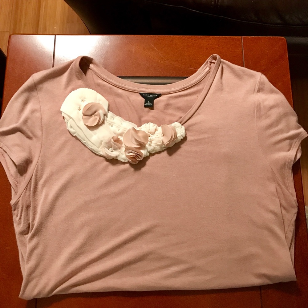 Ann Taylor Rose Colored TShirt, Size L